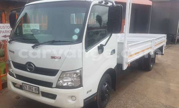Buy Used Hino Ranger White Truck in Gobabis in Omaheke Buy Used Hino Ranger White Truck in Gobabis in Omaheke