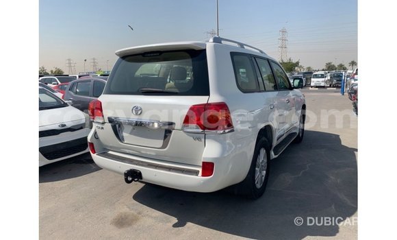 Buy Import Toyota Land Cruiser White Car in Import - Dubai in Namibia Buy Import Toyota Land Cruiser White Car in Import - Dubai in Namibia