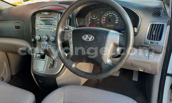 Buy Used Hyundai H1 White Car in Windhoek in Namibia Buy Used Hyundai H1 White Car in Windhoek in Namibia