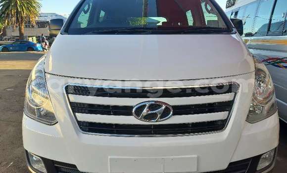 Buy Used Hyundai H1 White Car in Windhoek in Namibia Buy Used Hyundai H1 White Car in Windhoek in Namibia