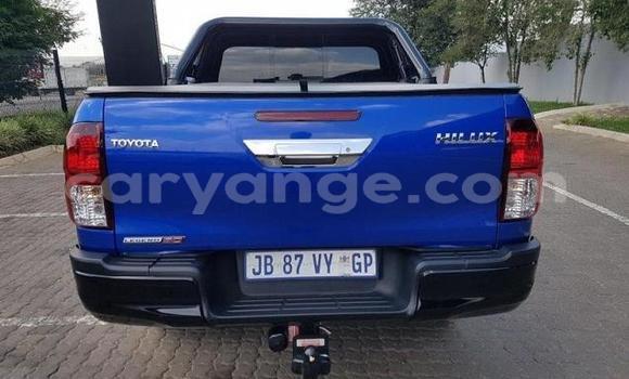 Buy Used Toyota Hilux White Car in Karasburg in Karas Buy Used Toyota Hilux White Car in Karasburg in Karas