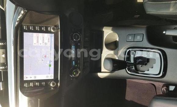 Buy Used Toyota Hilux White Car in Karasburg in Karas Buy Used Toyota Hilux White Car in Karasburg in Karas