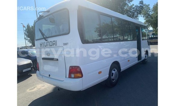 Buy Import Hyundai Accent White Car in Import - Dubai in Namibia Buy Import Hyundai Accent White Car in Import - Dubai in Namibia