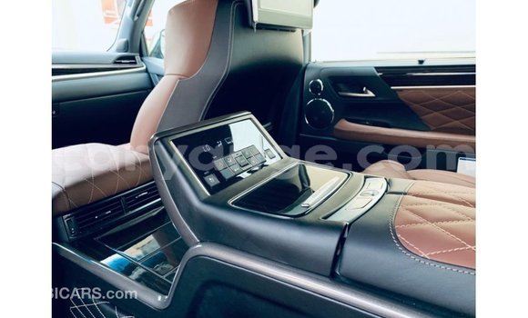 Acheter Import Voiture Lexus LX Noir à Import - Dubai, Namibie Acheter Import Voiture Lexus LX Noir à Import - Dubai, Namibie