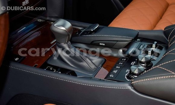 Acheter Import Voiture Lexus LX Noir à Import - Dubai, Namibie Acheter Import Voiture Lexus LX Noir à Import - Dubai, Namibie