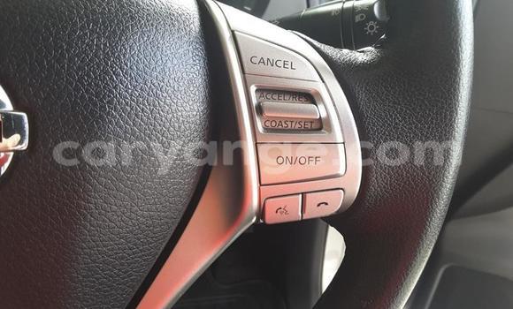 Acheter Occasion Voiture Nissan Navara Gris à Windhoek, Namibie Acheter Occasion Voiture Nissan Navara Gris à Windhoek, Namibie