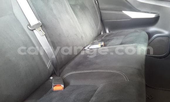 Acheter Occasion Voiture Nissan Navara Gris à Windhoek, Namibie Acheter Occasion Voiture Nissan Navara Gris à Windhoek, Namibie