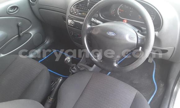 Acheter Occasion Voiture Ford Pickup Blanc à Windhoek, Namibie Acheter Occasion Voiture Ford Pickup Blanc à Windhoek, Namibie