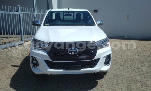 Acheter Occasion Voiture Toyota Hilux Blanc à Grootfontein, Namibie Acheter Occasion Voiture Toyota Hilux Blanc à Grootfontein, Namibie