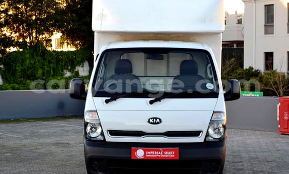 Acheter Occasion Voiture Kia K7 Blanc à Leonardville, Omaheke Acheter Occasion Voiture Kia K7 Blanc à Leonardville, Omaheke