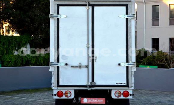 Acheter Occasion Voiture Kia K7 Blanc à Leonardville, Omaheke Acheter Occasion Voiture Kia K7 Blanc à Leonardville, Omaheke