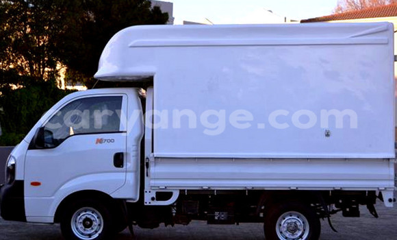 Acheter Occasion Voiture Kia K7 Blanc à Leonardville, Omaheke Acheter Occasion Voiture Kia K7 Blanc à Leonardville, Omaheke