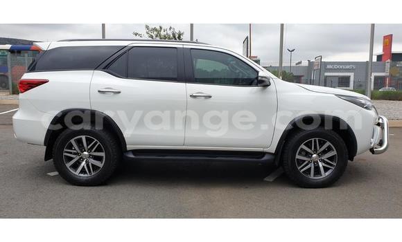Buy Used Toyota Fortuner White Car in Windhoek in Namibia Buy Used Toyota Fortuner White Car in Windhoek in Namibia