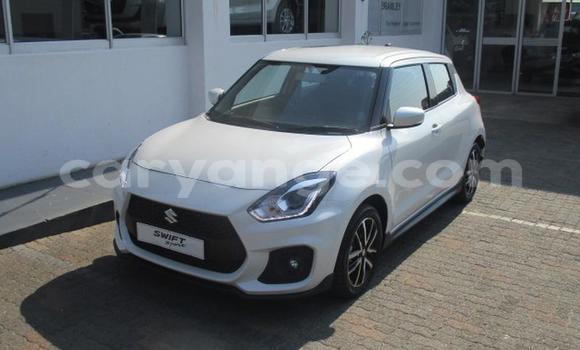 Acheter Occasion Voiture Suzuki Swift Blanc à Gobabis, Omaheke Acheter Occasion Voiture Suzuki Swift Blanc à Gobabis, Omaheke