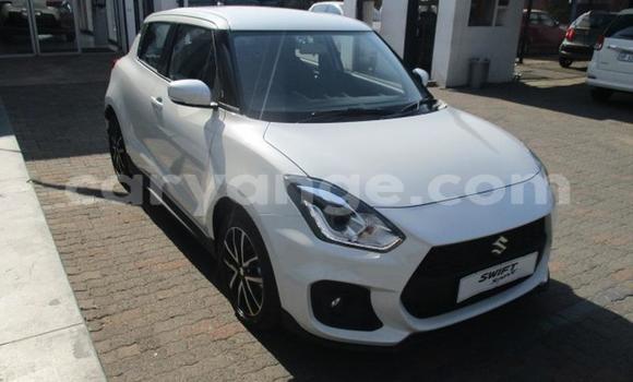 Acheter Occasion Voiture Suzuki Swift Blanc à Gobabis, Omaheke Acheter Occasion Voiture Suzuki Swift Blanc à Gobabis, Omaheke