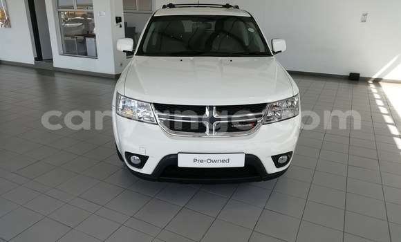 Buy Used Dodge Journey White Car in Grootfontein in Namibia