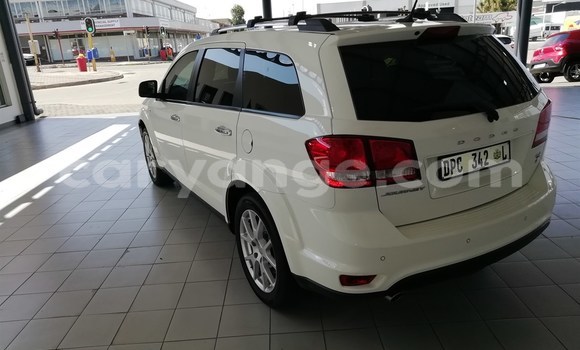 Buy Used Dodge Journey White Car in Grootfontein in Namibia Buy Used Dodge Journey White Car in Grootfontein in Namibia