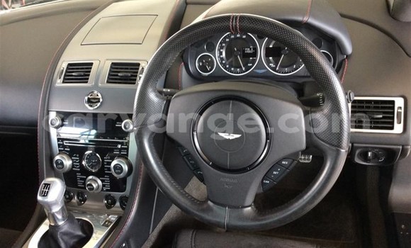 Acheter Occasion Voiture Aston Martin DBS Noir à Grootfontein, Namibie Acheter Occasion Voiture Aston Martin DBS Noir à Grootfontein, Namibie