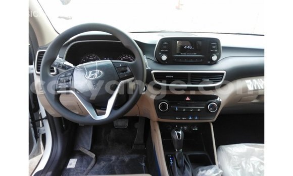Buy Import Hyundai Tucson White Car in Import - Dubai in Namibia Buy Import Hyundai Tucson White Car in Import - Dubai in Namibia