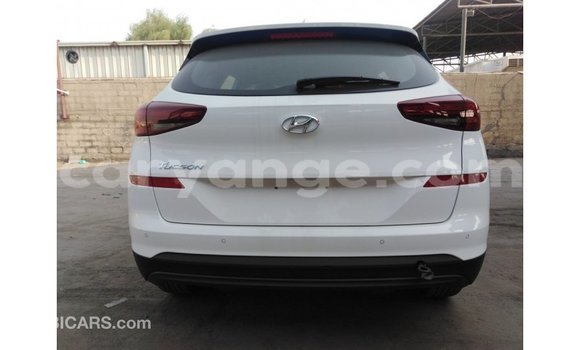 Buy Import Hyundai Tucson White Car in Import - Dubai in Namibia Buy Import Hyundai Tucson White Car in Import - Dubai in Namibia