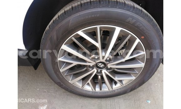 Buy Import Hyundai Tucson White Car in Import - Dubai in Namibia Buy Import Hyundai Tucson White Car in Import - Dubai in Namibia