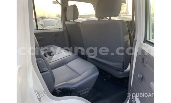 Buy Import Toyota Land Cruiser White Car in Import - Dubai in Namibia Buy Import Toyota Land Cruiser White Car in Import - Dubai in Namibia