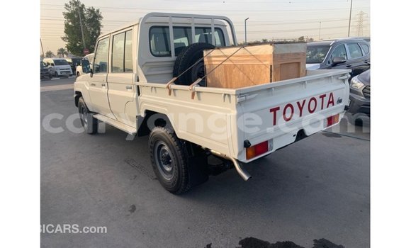 Buy Import Toyota Land Cruiser White Car in Import - Dubai in Namibia Buy Import Toyota Land Cruiser White Car in Import - Dubai in Namibia