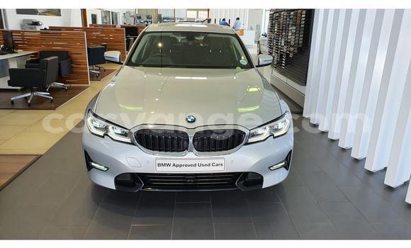 Acheter Occasion Voiture BMW 3–Series Gris à Karasburg, Karas Acheter Occasion Voiture BMW 3–Series Gris à Karasburg, Karas