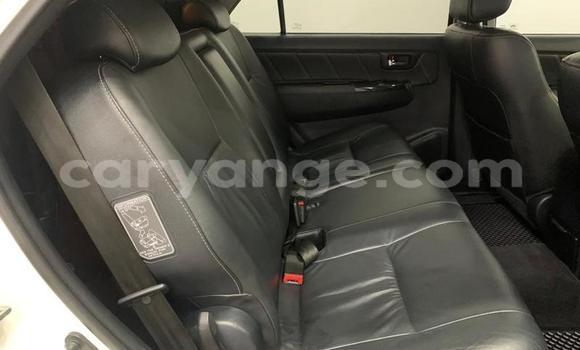 Acheter Occasion Voiture Toyota Fortuner Blanc à Karasburg, Karas Acheter Occasion Voiture Toyota Fortuner Blanc à Karasburg, Karas