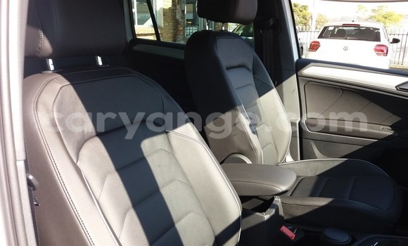 Buy Used Volkswagen Tiguan White Car in Gobabis in Omaheke Buy Used Volkswagen Tiguan White Car in Gobabis in Omaheke