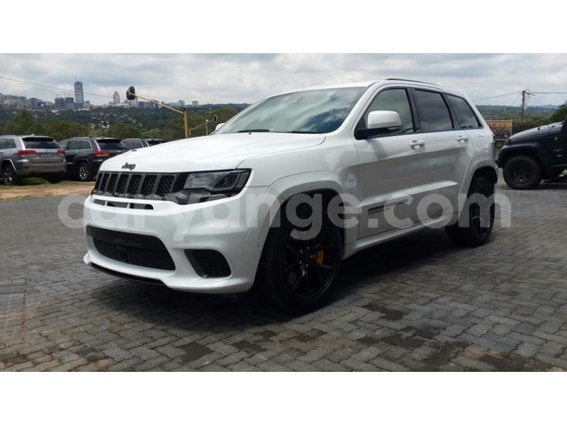 Big with watermark jeep grand cherokee namibia windhoek 10897