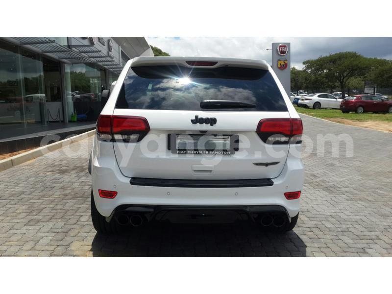 Big with watermark jeep grand cherokee namibia windhoek 10897