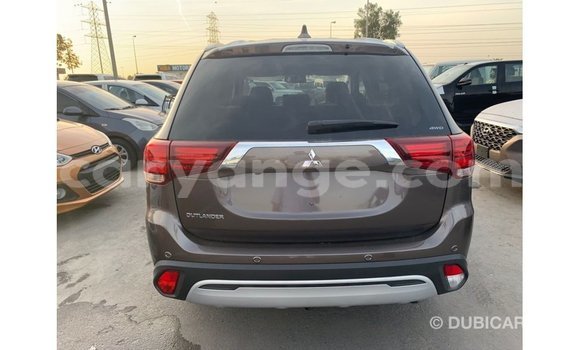 Acheter Import Voiture Mitsubishi Outlander Marron à Import - Dubai, Namibie Acheter Import Voiture Mitsubishi Outlander Marron à Import - Dubai, Namibie