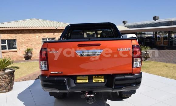 Acheter Occasion Voiture Toyota Hilux Rouge à Windhoek, Namibie Acheter Occasion Voiture Toyota Hilux Rouge à Windhoek, Namibie