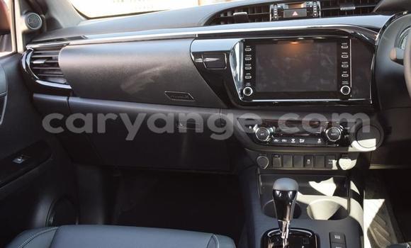 Acheter Occasion Voiture Toyota Hilux Rouge à Windhoek, Namibie Acheter Occasion Voiture Toyota Hilux Rouge à Windhoek, Namibie