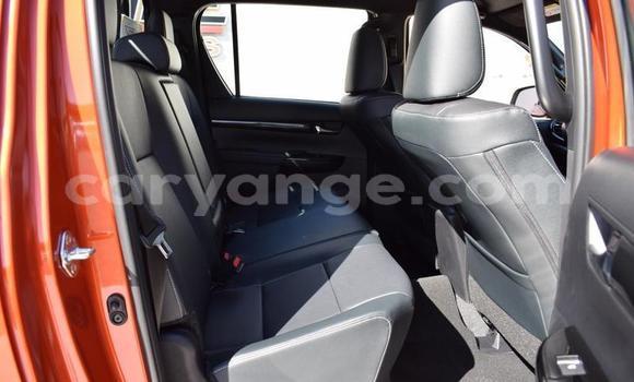 Acheter Occasion Voiture Toyota Hilux Rouge à Windhoek, Namibie Acheter Occasion Voiture Toyota Hilux Rouge à Windhoek, Namibie