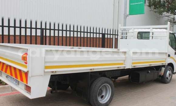 Buy Used Toyota Dyna White Truck in Windhoek in Namibia Buy Used Toyota Dyna White Truck in Windhoek in Namibia