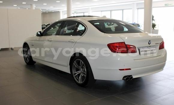 Acheter Occasion Voiture BMW 5–Series Blanc à Windhoek, Namibie Acheter Occasion Voiture BMW 5–Series Blanc à Windhoek, Namibie
