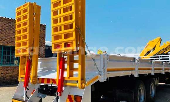 Buy Used Nissan UD White Truck in Leonardville in Omaheke Buy Used Nissan UD White Truck in Leonardville in Omaheke