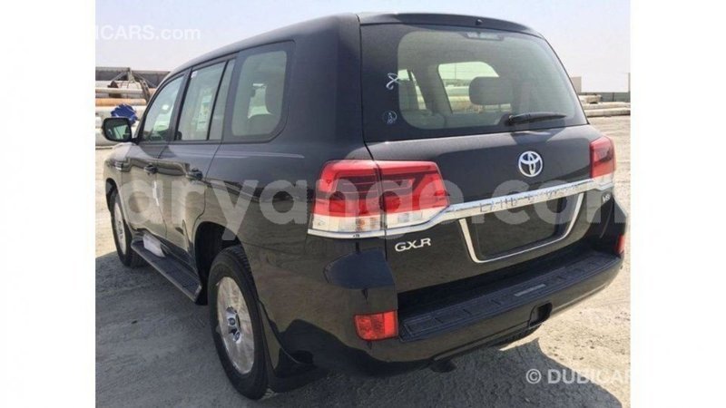 Big with watermark toyota land cruiser namibia import dubai 10935