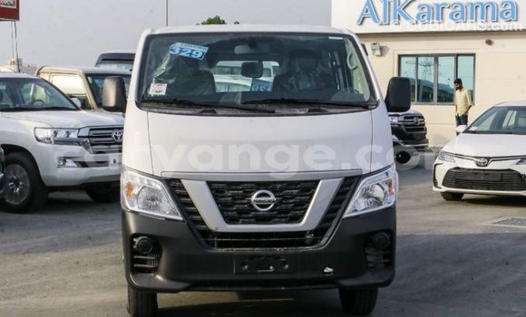 Acheter Import Voiture Nissan Urvan Blanc à Import - Dubai, Namibie Acheter Import Voiture Nissan Urvan Blanc à Import - Dubai, Namibie