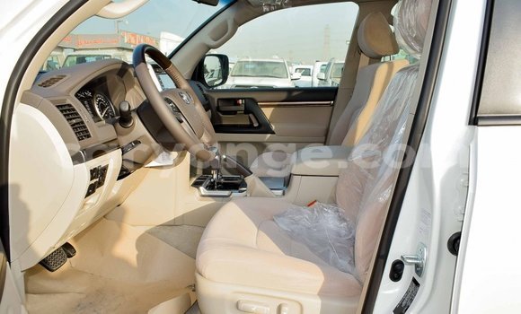 Buy Import Toyota Land Cruiser White Car in Import - Dubai in Namibia Buy Import Toyota Land Cruiser White Car in Import - Dubai in Namibia