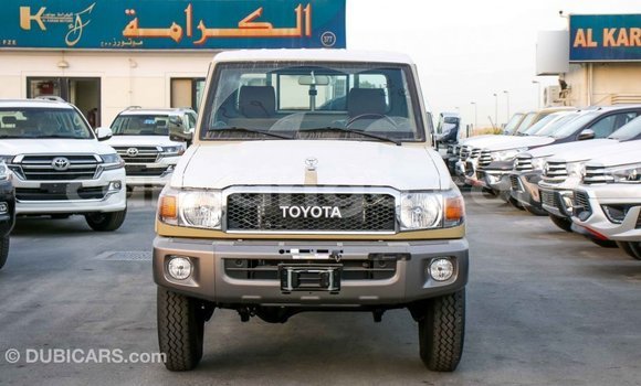 Buy Import Toyota Land Cruiser Beige Car in Import - Dubai in Namibia Buy Import Toyota Land Cruiser Beige Car in Import - Dubai in Namibia