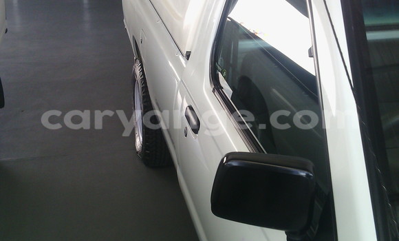 Buy Used Nissan Hardbody White Car in Swakopmund in Namibia Buy Used Nissan Hardbody White Car in Swakopmund in Namibia