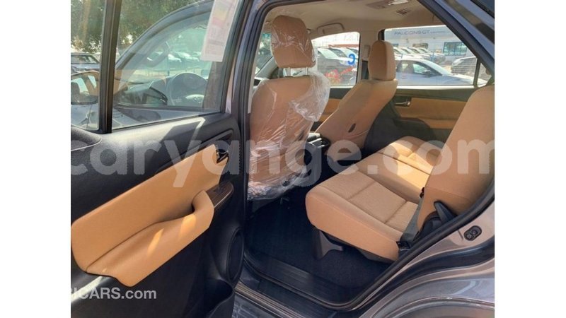 Big with watermark toyota fortuner namibia import dubai 10954