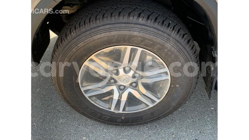 Big with watermark toyota fortuner namibia import dubai 10954