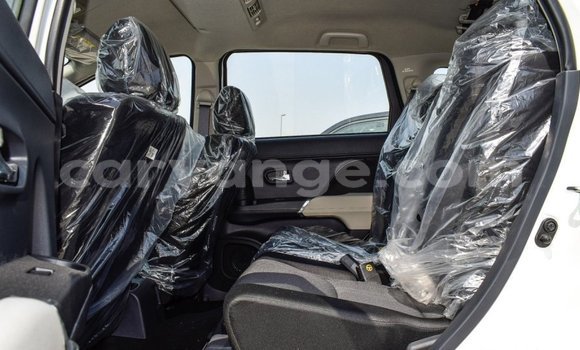 Acheter Import Voiture Toyota Rush Blanc à Import - Dubai, Namibie Acheter Import Voiture Toyota Rush Blanc à Import - Dubai, Namibie