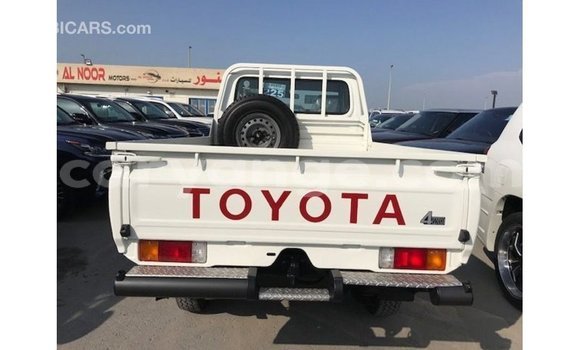 Buy Import Toyota Land Cruiser White Car in Import - Dubai in Namibia Buy Import Toyota Land Cruiser White Car in Import - Dubai in Namibia