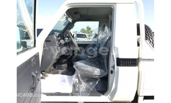 Buy Import Toyota Land Cruiser White Car in Import - Dubai in Namibia Buy Import Toyota Land Cruiser White Car in Import - Dubai in Namibia