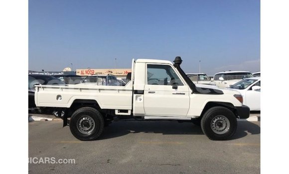 Buy Import Toyota Land Cruiser White Car in Import - Dubai in Namibia Buy Import Toyota Land Cruiser White Car in Import - Dubai in Namibia